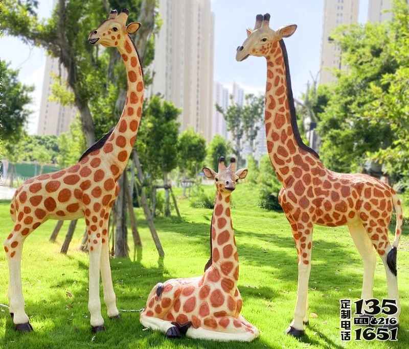 戶外公園玻璃鋼仿真動物長頸鹿雕塑 戶外公園玻璃鋼仿真動物長頸鹿雕塑